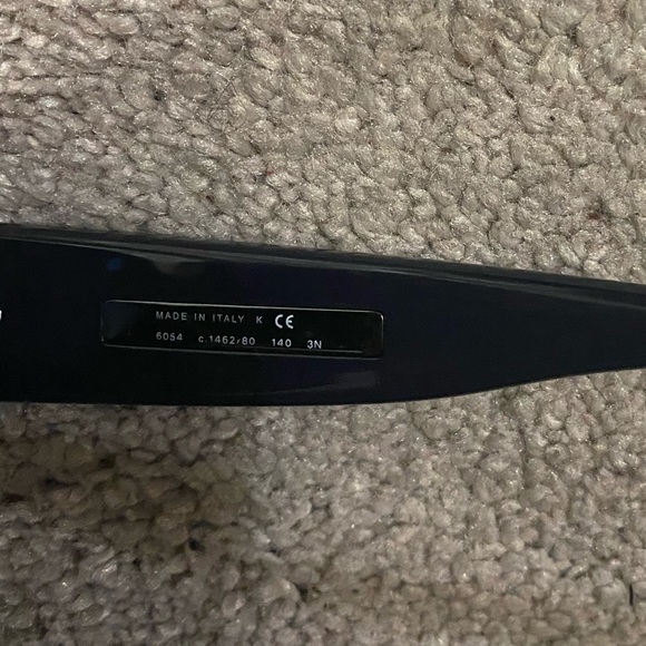 Chanel Sunglass - Picture 6 of 6